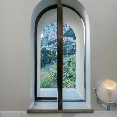 Vettica * Амальфі