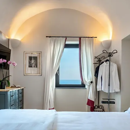 Vettica Villa *