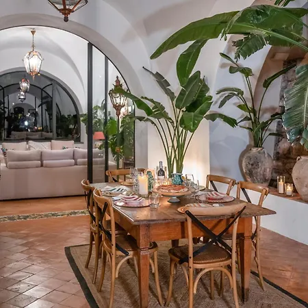 Villa Vettica *